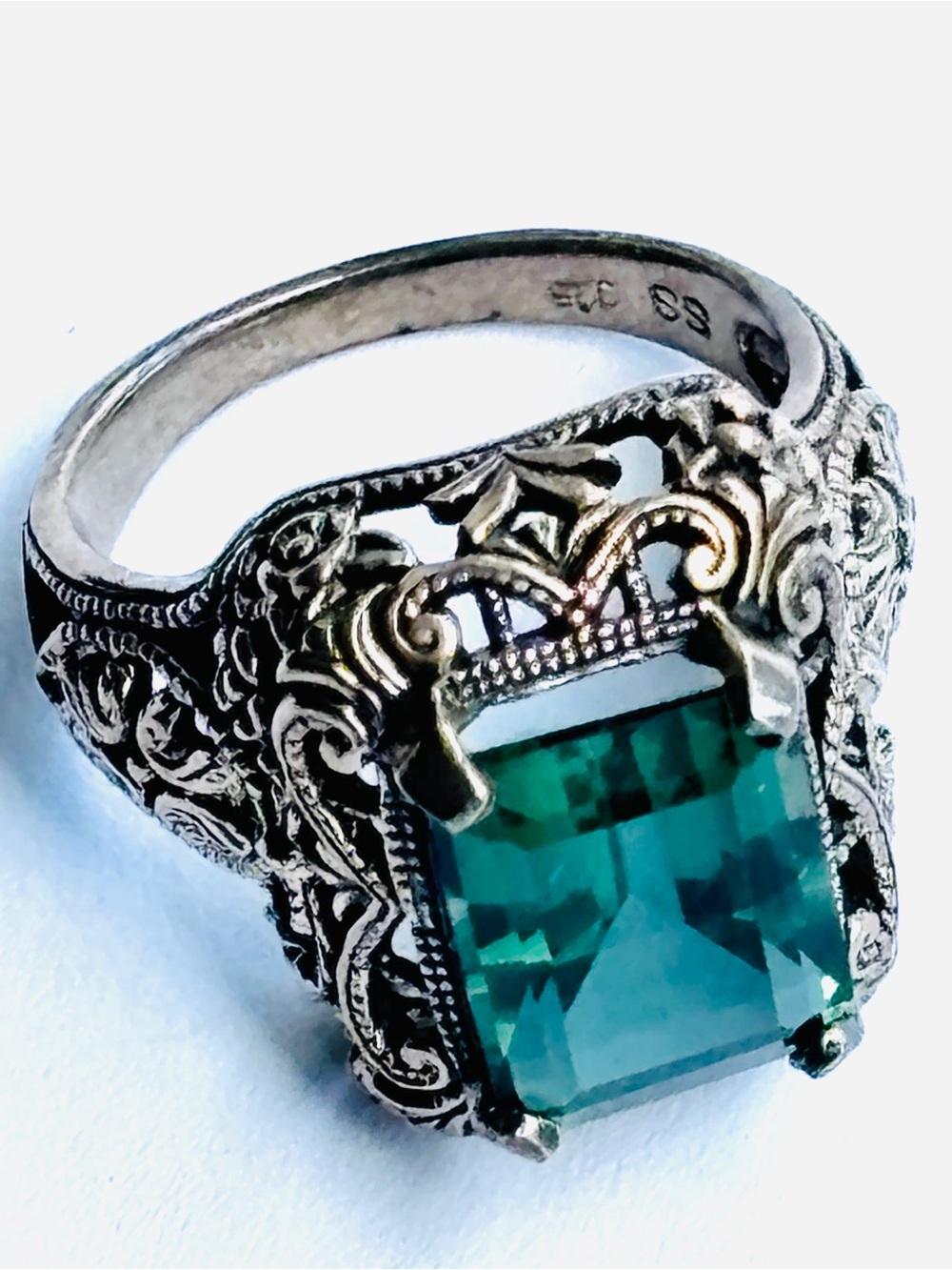 Sterling Silver Green Faux Emerald Crystal Art Nouveau Filigree Ring Size 5 925